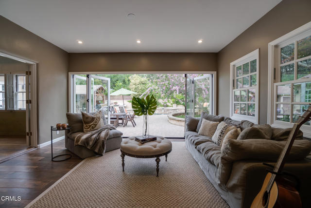 584 Rosemont Avenue, Pasadena CA: https://media.crmls.org/mediaz/b029700f-58de-4bbf-bb7d-0b3003ec69df.jpg