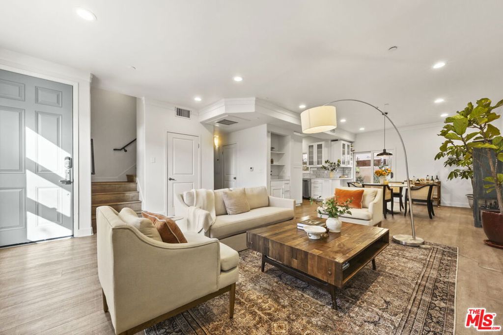 1253 18th Street #103