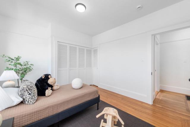 76 Bayview Street, San Francisco CA: https://media.crmls.org/mediaz/b029aefb-661c-40d6-be1b-d3bebe2c3201.jpg