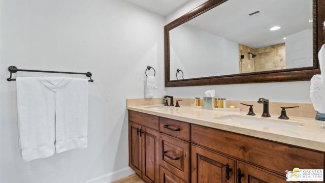 76978 Calle Mazatlan, La Quinta CA: https://media.crmls.org/mediaz/b02a9c48-d28f-4692-a3fc-71346238ce05.jpg