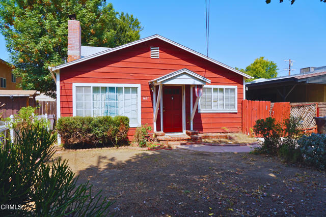 Detail Gallery Image 3 of 29 For 6631 Bevis Ave, Van Nuys,  CA 91405 - 2 Beds | 1 Baths