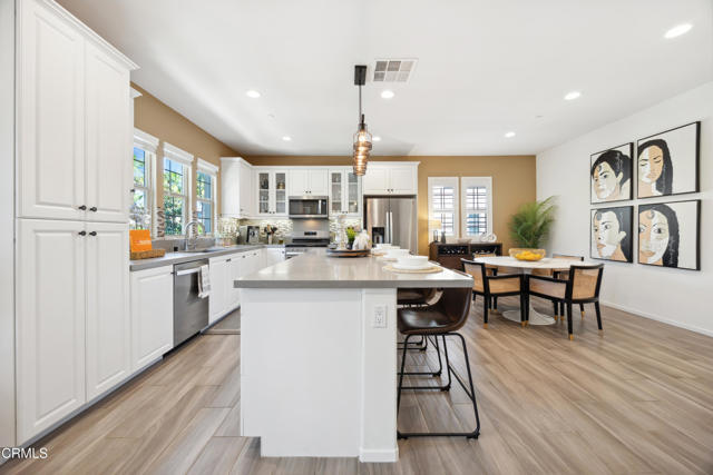 Detail Gallery Image 14 of 67 For 865 Orchid Way a,  Azusa,  CA 91702 - 3 Beds | 3/1 Baths