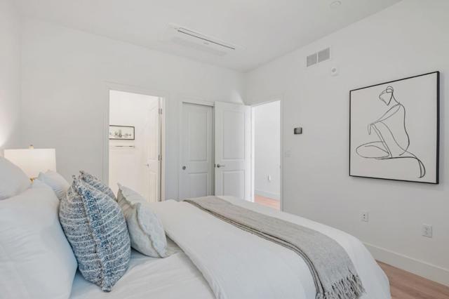 1040 Darwin Terrace, Sunnyvale CA: https://media.crmls.org/mediaz/b02bd10c-9dd1-4ebb-aff5-26c0c8c67383.jpg