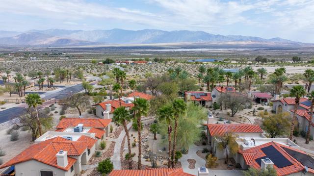 1620 Las Casitas Dr, Borrego Springs CA: https://media.crmls.org/mediaz/b02d4ca5-4484-4f1a-9fa8-bc7ab3a6f413.jpg