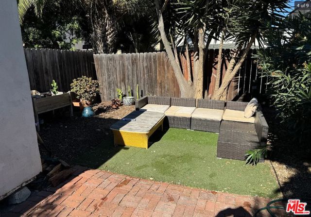 563 2nd Street, Hermosa Beach CA: https://media.crmls.org/mediaz/b02d6225-1efc-4dba-a0c9-3ab5e98267dd.jpg