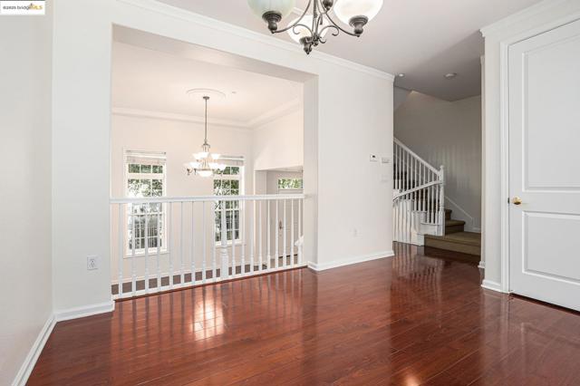 3730 Whitworth Dr, Dublin CA: https://media.crmls.org/mediaz/b02e18be-0c46-44bd-97fc-ec5ca7c68ca6.jpg