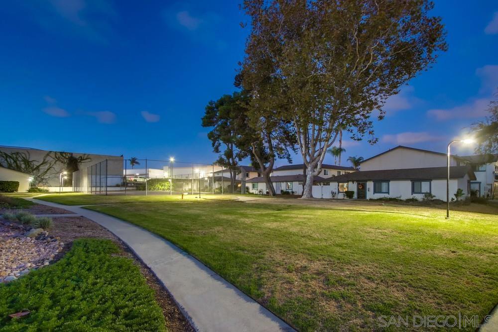 3433 Los Mochis Way - photo 8