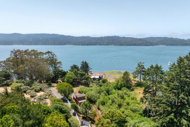 18050 Highway 1,  CA: https://media.crmls.org/mediaz/b02ef850-4a6d-4c0f-a626-9bb51bd1916b.jpg