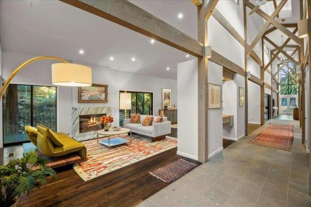 28140 Story Hill Lane, Los Altos Hills CA: https://media.crmls.org/mediaz/b02f4b5c-d734-480c-a921-b1cbd967150e.jpg