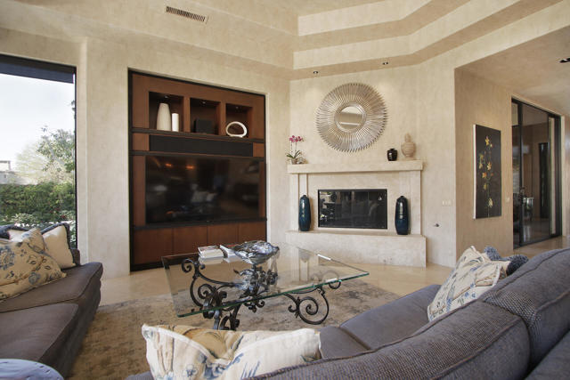 Image 9 of 43 For 77613 Via Villaggio
