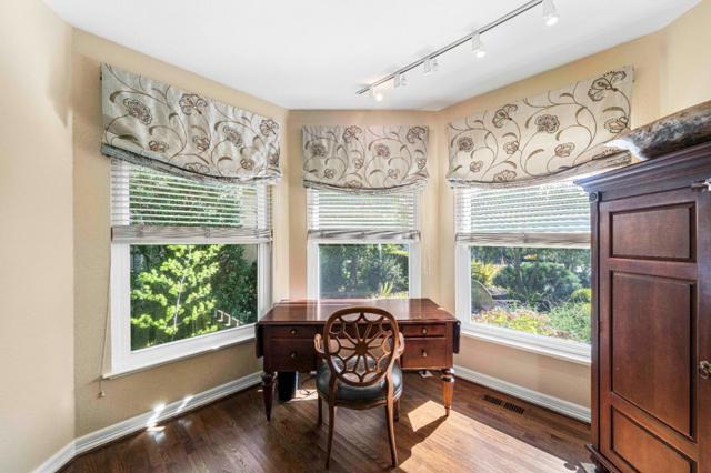 181 Turnberry Road, Half Moon Bay CA: https://media.crmls.org/mediaz/b0301f5e-ad22-4a0b-acb8-1ce948f1fedd.jpg