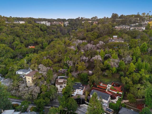 2937 San Juan Boulevard, Belmont CA: https://media.crmls.org/mediaz/b030674b-5cbc-4a0a-a9d4-0229d28b1912.jpg