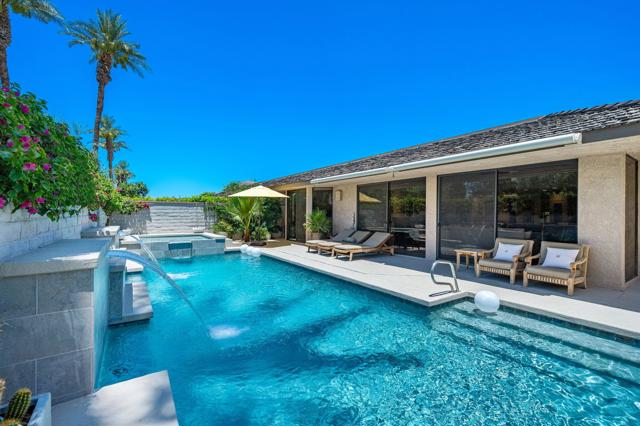 76 Princeton Drive, Rancho Mirage CA: https://media.crmls.org/mediaz/b030cbdf-fc0d-4887-8723-0ab0f3695999.jpg