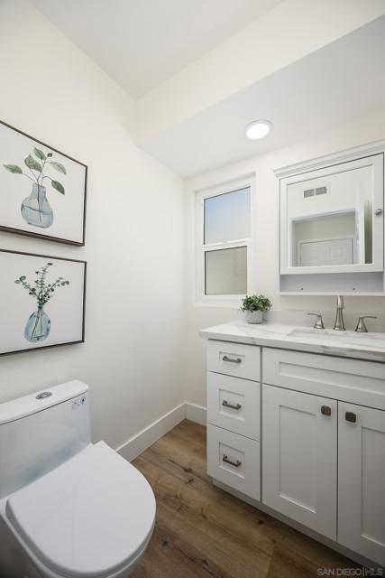17636 Azucar Way, San Diego CA: https://media.crmls.org/mediaz/b0313237-05c7-42ce-8cb8-540a5111061b.jpg