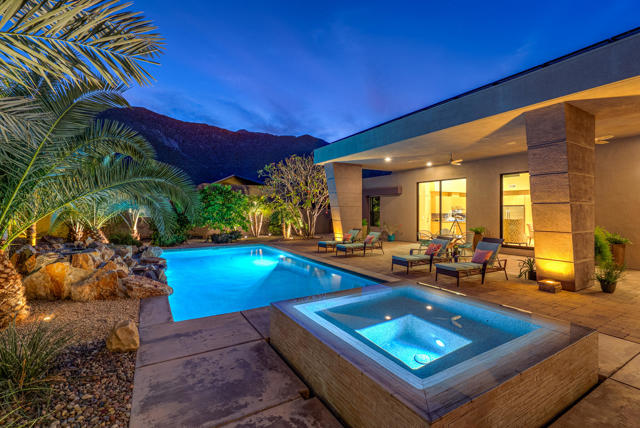 463 Lautner Lane, Palm Springs CA: https://media.crmls.org/mediaz/b031f5f6-23eb-4f69-bdf8-be35107ff9bf.jpg
