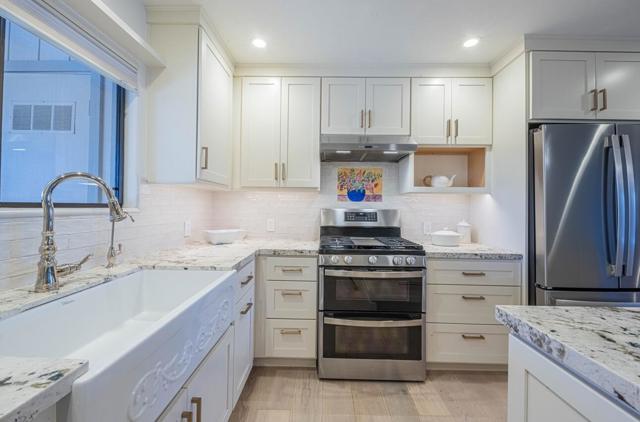 250 Forest Ridge Road, Monterey CA: https://media.crmls.org/mediaz/b03200ff-9f28-457d-9e86-975dd4021712.jpg