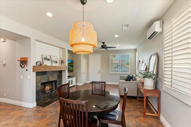 09-Dining & Living Room