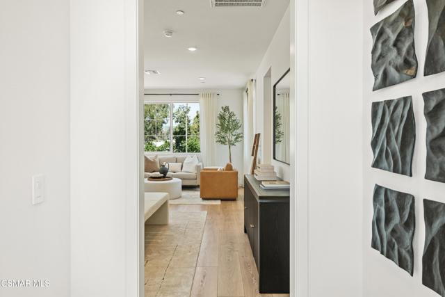 4819 E Beltramo Ranch Road, Moorpark CA: https://media.crmls.org/mediaz/b03285f1-2704-4574-929f-46bf9bfe3677.jpg