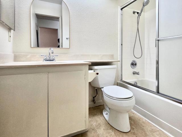 3064 FLINT Street, Union City CA: https://media.crmls.org/mediaz/b0328ccf-7d48-4f2d-bdc3-3a64f6c87daa.jpg