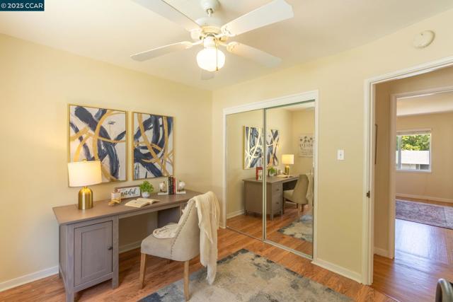 3215 Camino Colorados, Lafayette CA: https://media.crmls.org/mediaz/b03293c7-982a-4885-a385-781820837ce0.jpg