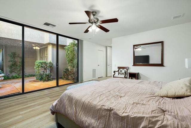 6 Stanford Drive, Rancho Mirage CA: https://media.crmls.org/mediaz/b03374fb-8a24-48d8-a128-184629243f9f.jpg