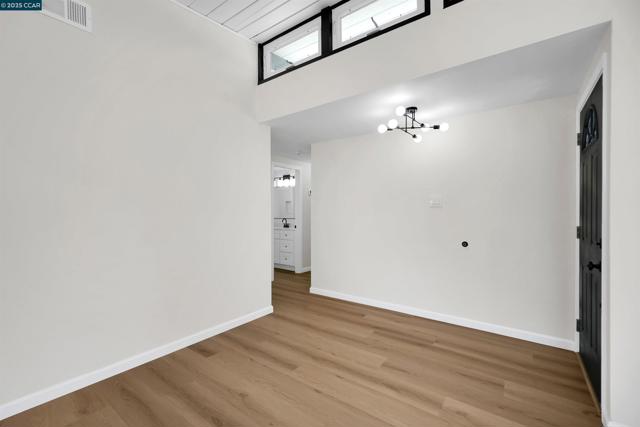 197 Carolos Drive, Pacheco CA: https://media.crmls.org/mediaz/b0338d7a-e3e4-4034-873e-11bf9367b232.jpg