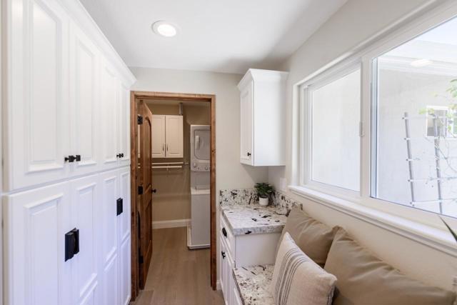 520 Sand Hill Road, Scotts Valley CA: https://media.crmls.org/mediaz/b035ab75-7858-4ae7-b287-0bd70994ff8d.jpg