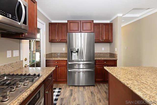 Image 11 of 28 For 4870 Mt Armour Dr