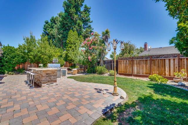 6107 Paso Los Cerritos, San Jose CA: https://media.crmls.org/mediaz/b037ecd6-2084-43e9-8224-567af1355c31.jpg
