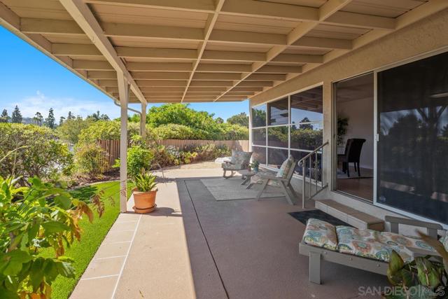 5374 Wellesley Street, La Mesa CA: https://media.crmls.org/mediaz/b037f6c1-d9c5-4c55-8808-f0d992873cb2.jpg