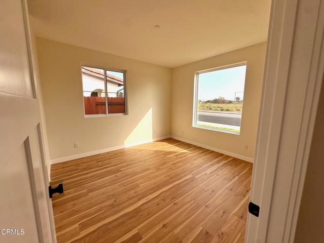 Detail Gallery Image 15 of 27 For 1170 W 1st St, Oxnard,  CA 93030 - 3 Beds | 2 Baths