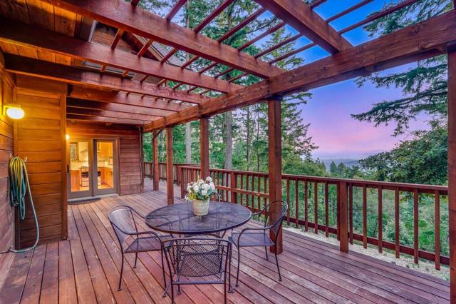 12338 First Fork Road, Los Gatos CA: https://media.crmls.org/mediaz/b03a0f66-010b-4104-99a4-8a87222b87bf.jpg