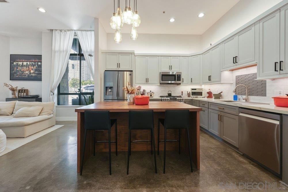 1400 Broadway - photo 8
