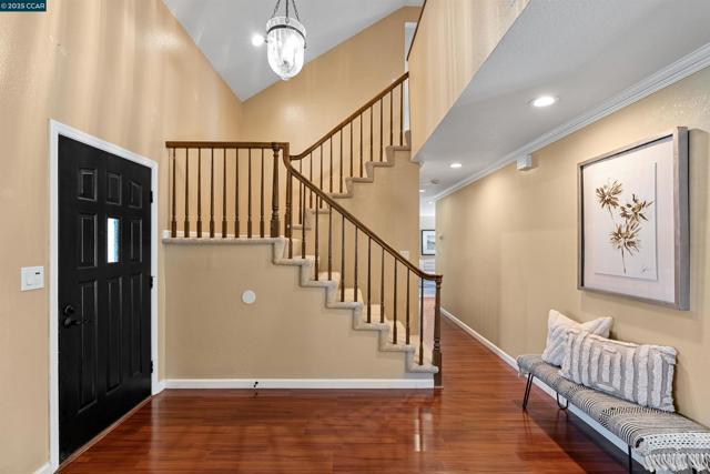 3628 Portsmouth Ct, Pleasanton CA: https://media.crmls.org/mediaz/b03ca08c-c840-4dc3-9d6a-755b23291d27.jpg