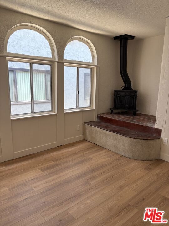 120 Hurricane, Marina del Rey CA: https://media.crmls.org/mediaz/b03d1f83-f793-4f6b-bdf3-416d3e1a28a3.jpg