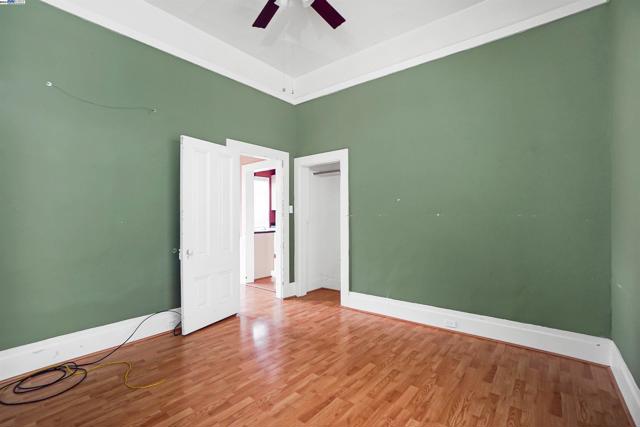 Image 12 of 29 For 772 Mcleod St