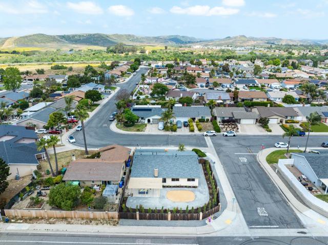 3663 Forest Road, Oceanside CA: https://media.crmls.org/mediaz/b03d9bba-0c71-46c2-91c4-fde79d363a8c.jpg