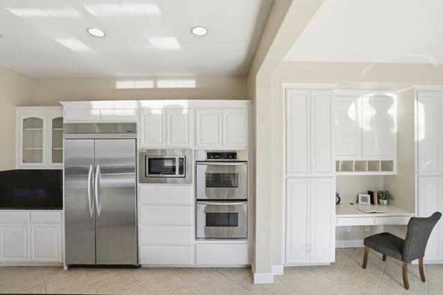 979 Via Rodriguez, San Juan Bautista CA: https://media.crmls.org/mediaz/b03dc084-acfe-45d3-9c95-e91291c83d96.jpg