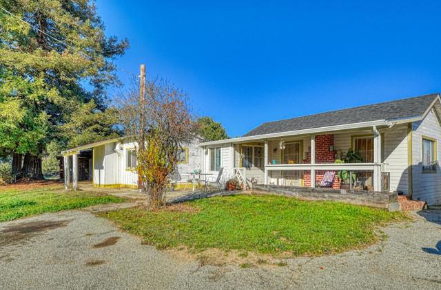 1051 San Miguel Cyn Road, Royal Oaks CA: https://media.crmls.org/mediaz/b03e3193-39f0-47ed-a98e-d27690a495ab.jpg