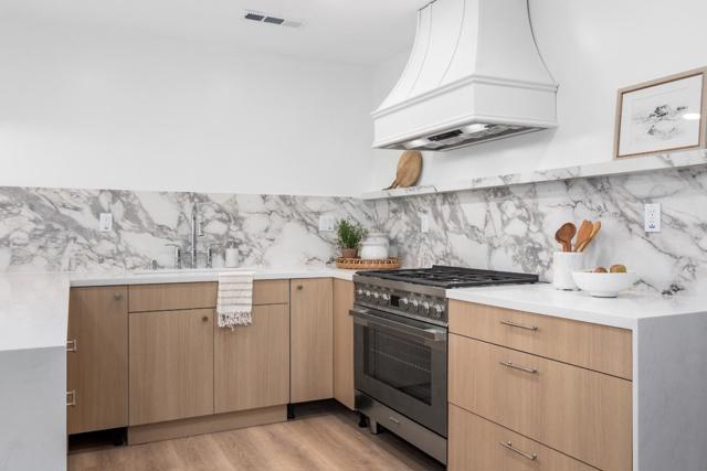 626 Laurent Street, Santa Cruz CA: https://media.crmls.org/mediaz/b03ead5e-4332-4d9e-b4f4-fab9e417fb1a.jpg