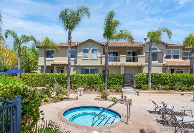 6342 Citracado Cir, Carlsbad CA: https://media.crmls.org/mediaz/b03f1bce-1b89-4118-8731-2079dd66031a.jpg