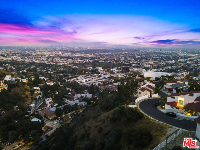 Image 6 of 15 For 1854 Crescent Heights Boulevard