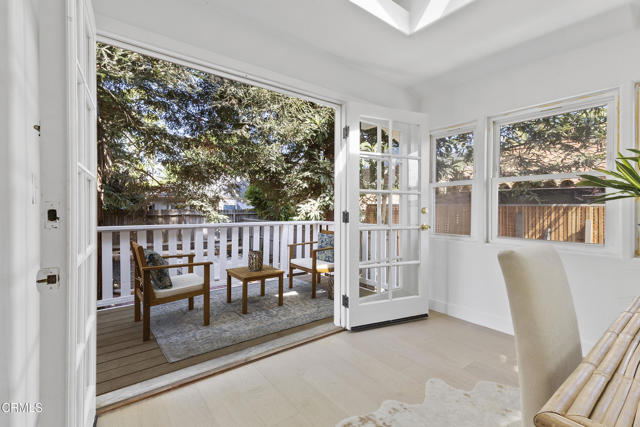 421 Donze Avenue, Santa Barbara CA: https://media.crmls.org/mediaz/b040ba09-c869-4747-a46d-62f770cc0e00.jpg
