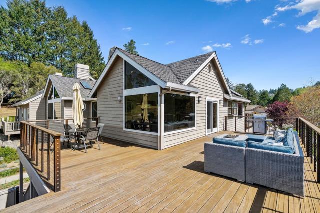 321 Pine Forest Drive, Aptos CA: https://media.crmls.org/mediaz/b040db72-2087-4242-885d-7a0f20eff0e2.jpg