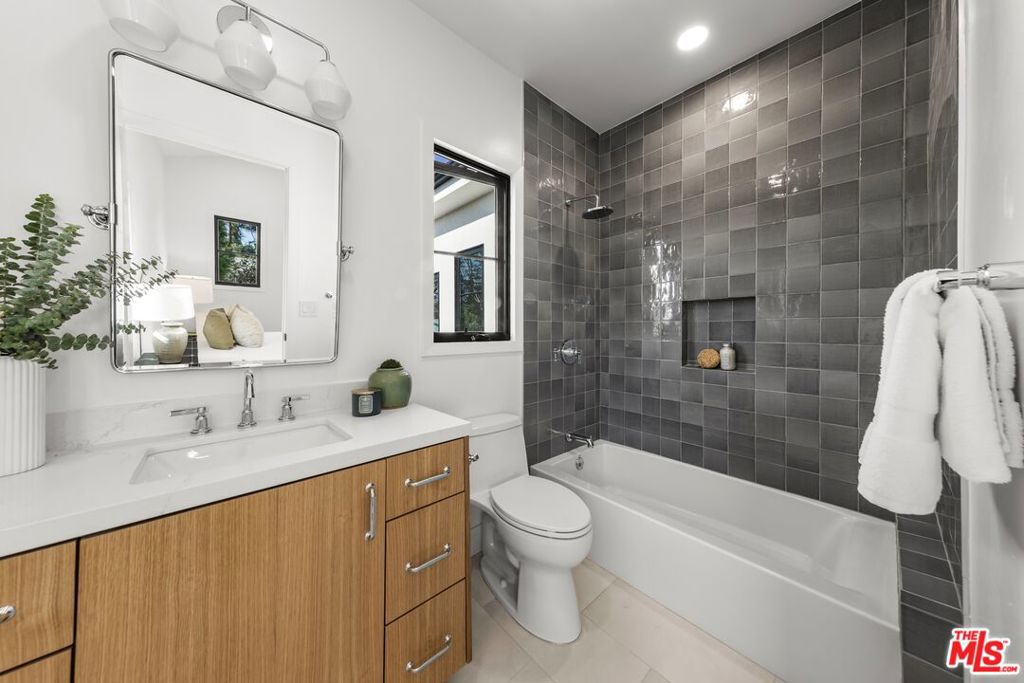 MLS #26850701 image #20