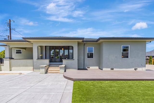 1148 Palm Street, San Jose CA: https://media.crmls.org/mediaz/b0424a9a-d56f-4df3-9722-95b1a8631904.jpg
