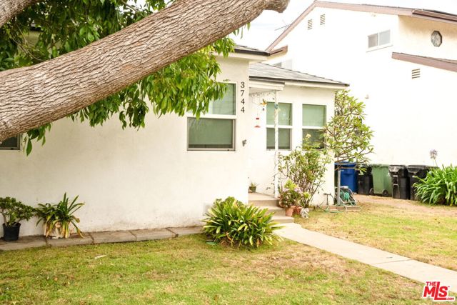 Image 3 for 3744 Rosewood Ave, Los Angeles, CA 90066