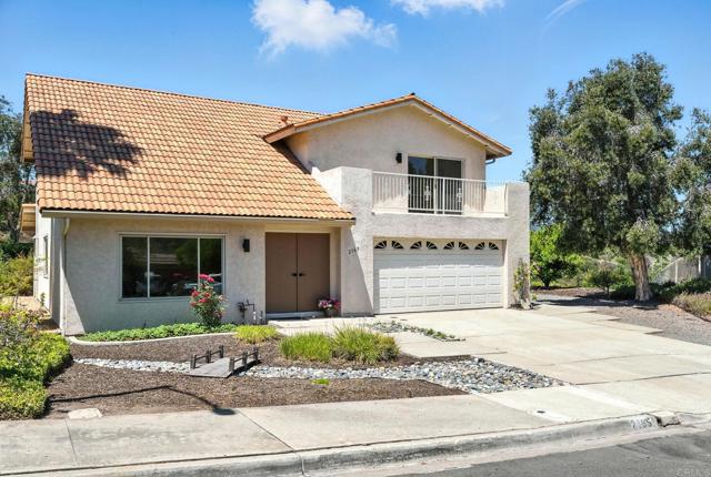 Detail Gallery Image 1 of 47 For 2165 Flying Hills Ln, El Cajon,  CA 92020 - 3 Beds | 2/1 Baths