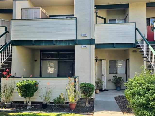 3064 FLINT Street, Union City CA: https://media.crmls.org/mediaz/b044faef-952c-4d52-b195-29dc5ae62fcb.jpg