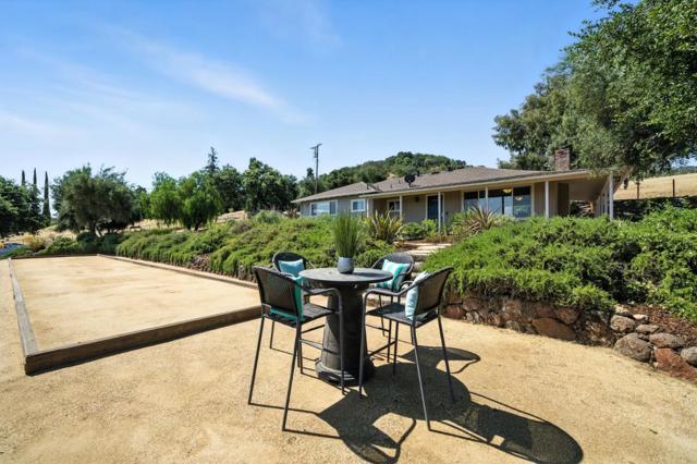 19541 Almaden Road, San Jose CA: https://media.crmls.org/mediaz/b0460994-d0c6-449d-86ff-606f658d1475.jpg